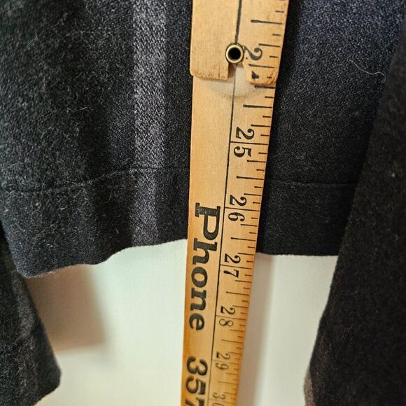 EUC ANNIKKI KARVINEN WOOL OVERSIZED TILE PATTERN LAPEL PONCHO ONE SIZE - Picture 16 of 16